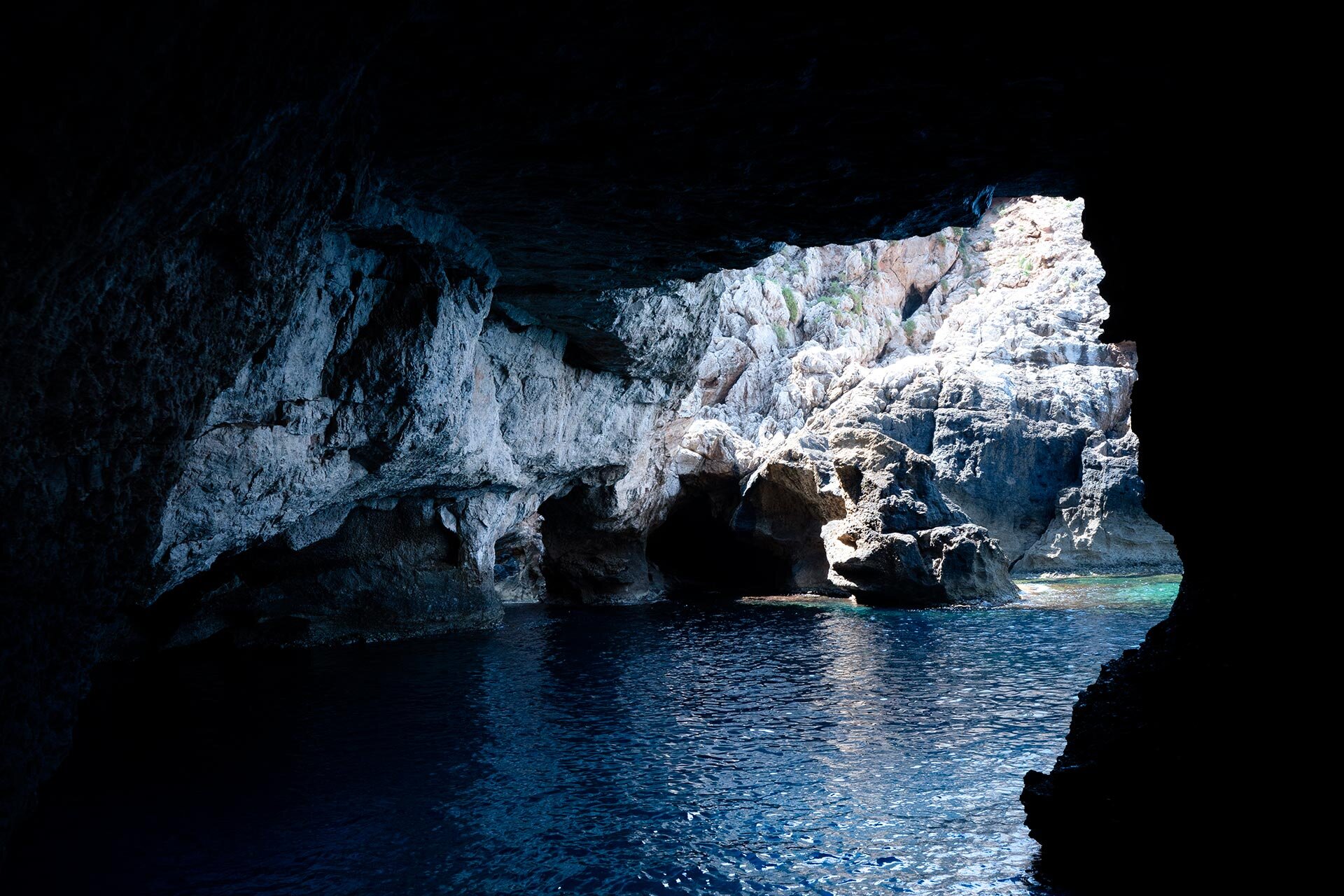 Marettimo Grotta Perciata